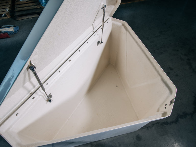 Load image into Gallery viewer, Dock Box | Model 432 | Triangle | 51" x 27" x 31"