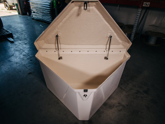 Model 432 Dock Box - Triangle [432]